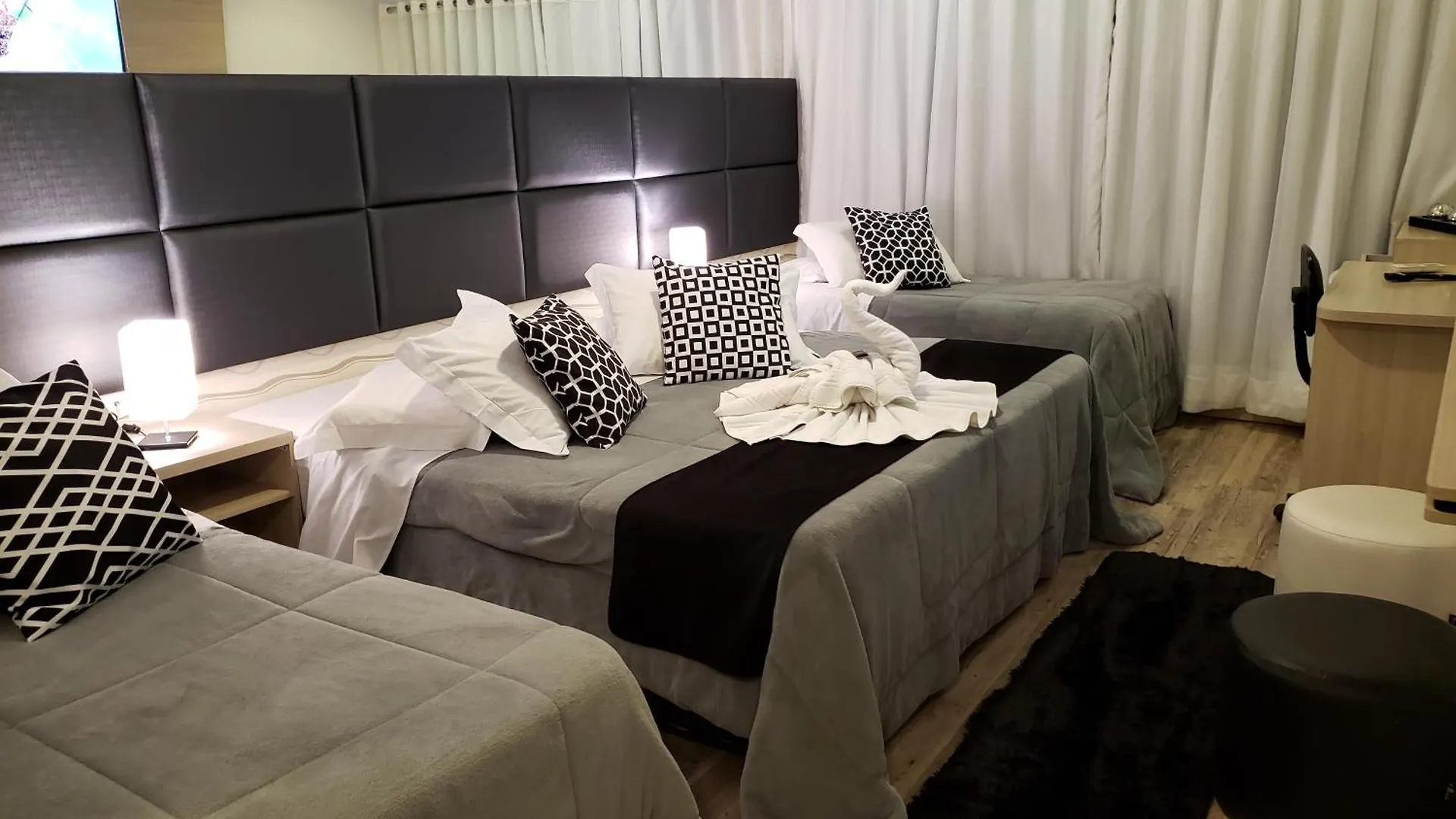Lages Plaza Hotel